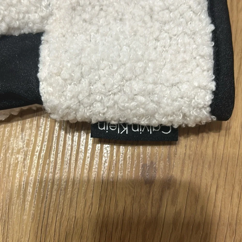 Calvin Klein Gloves